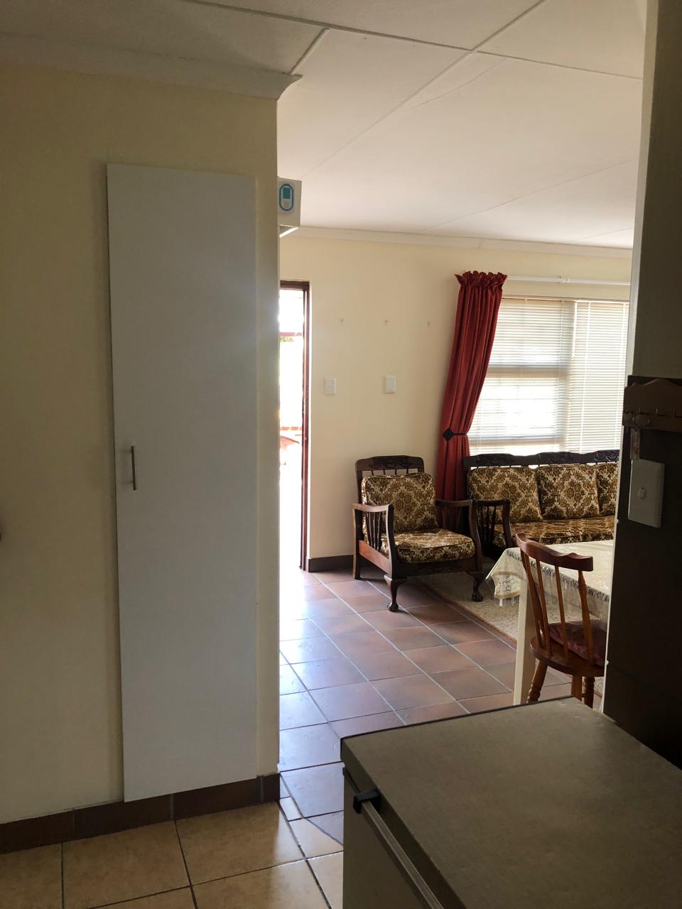 To Let 1 Bedroom Property for Rent in Heiderand Western Cape